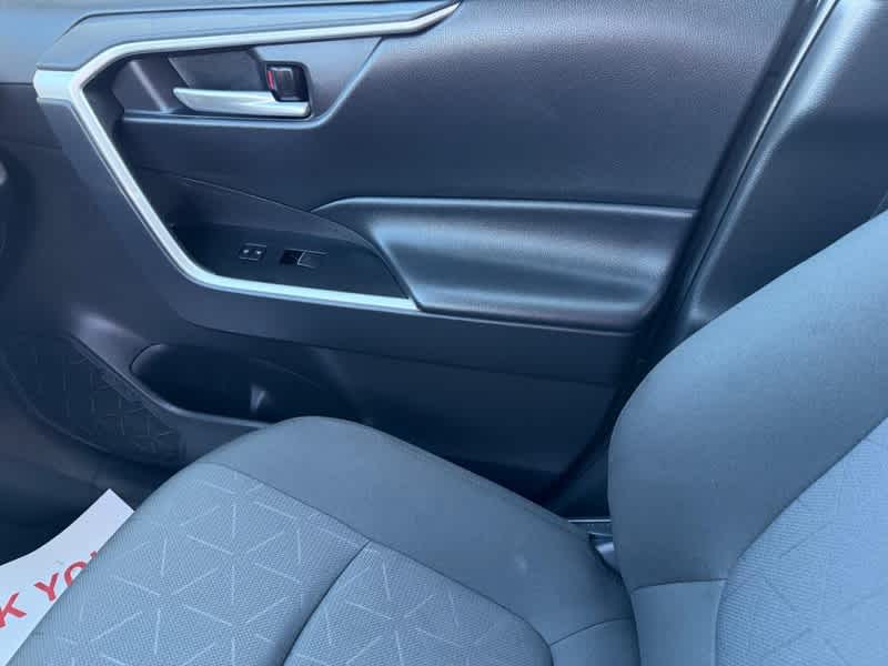 2025 Toyota RAV4 Hybrid XLE AWD