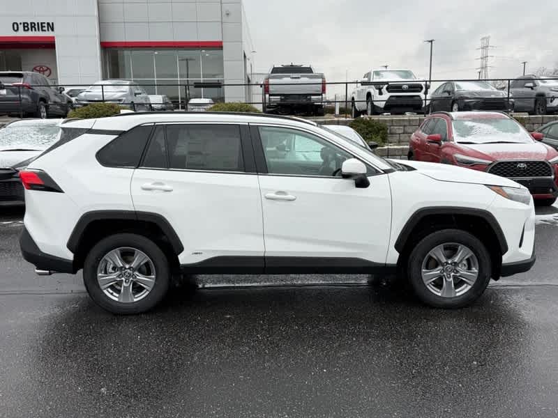 2025 Toyota RAV4 Hybrid XLE AWD