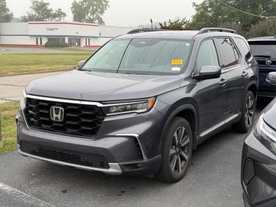 2023 Honda Pilot Touring AWD