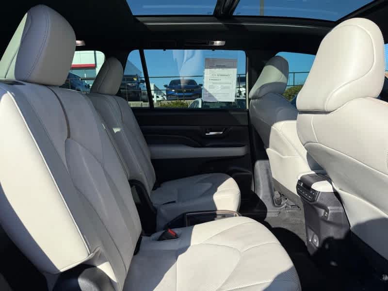 2024 Toyota Grand Highlander Hybrid MAX Platinum AWD