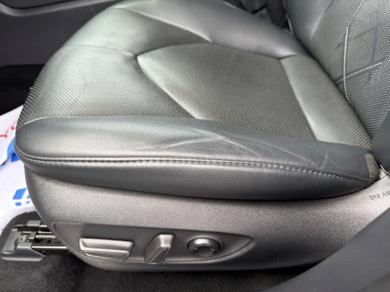 2021 Toyota Highlander Hybrid Platinum AWD