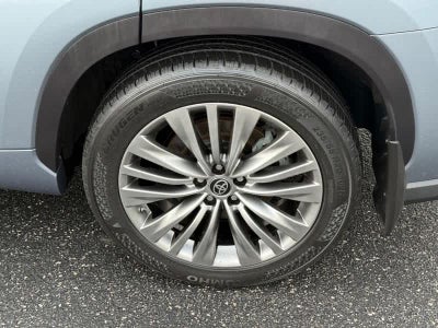 2021 Toyota Highlander Hybrid Platinum AWD