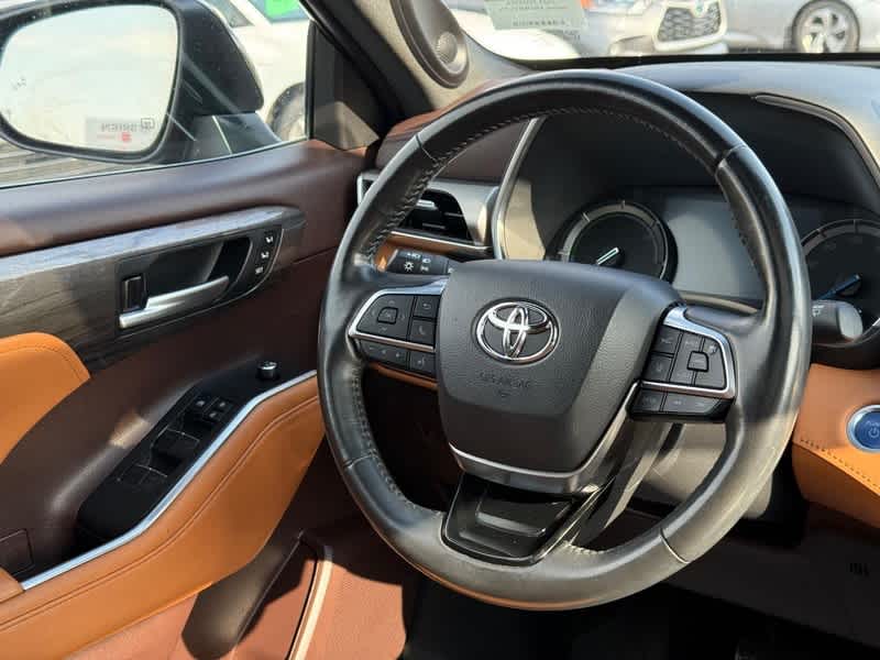 2021 Toyota Highlander Hybrid Platinum AWD