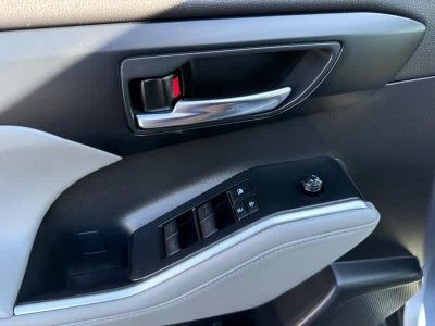 2021 Toyota Highlander Hybrid XLE AWD