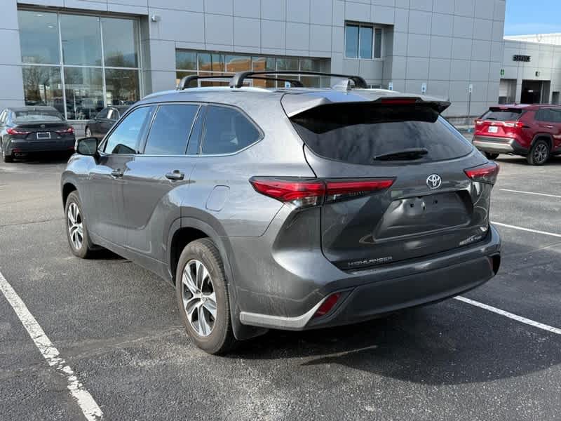 2021 Toyota Highlander XLE AWD