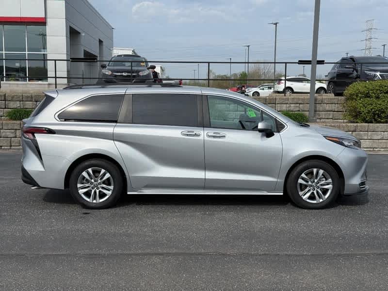 2023 Toyota Sienna XLE AWD 7-Passenger