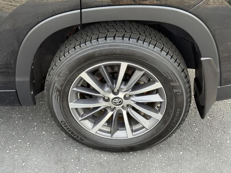 2017 Toyota Highlander XLE V6 AWD