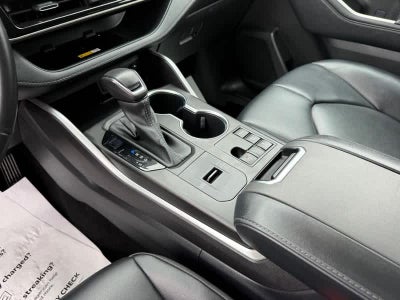 2023 Toyota Highlander Hybrid XLE AWD