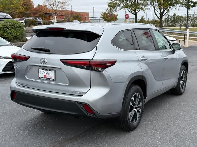 2024 Toyota Highlander XLE AWD