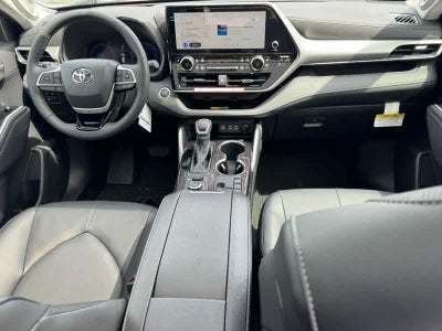 2026 Toyota Highlander Platinum AWD