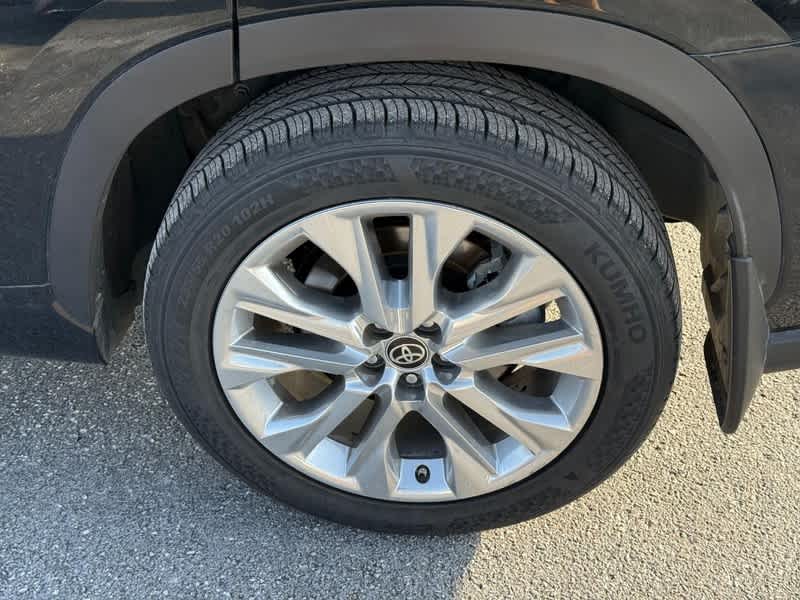 2023 Toyota Highlander Hybrid Limited AWD