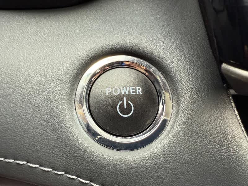 2023 Toyota Highlander Hybrid Limited AWD