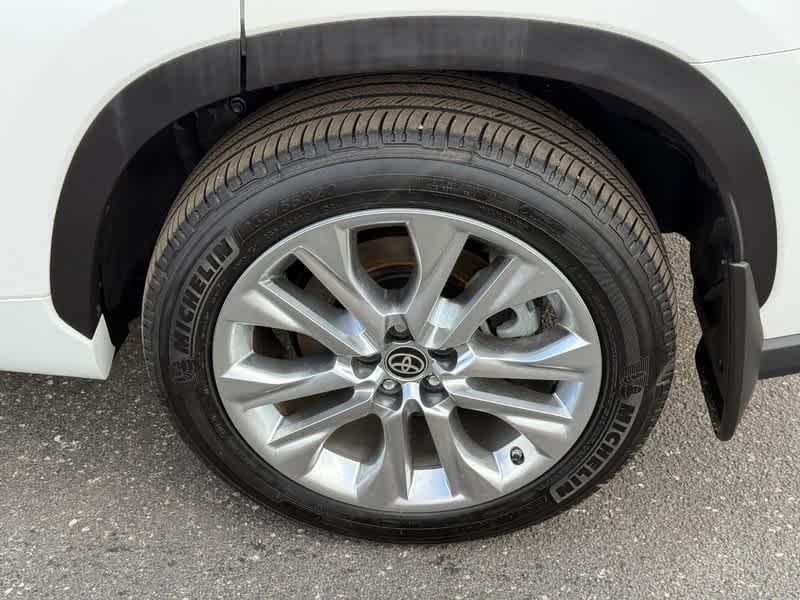 2023 Toyota Highlander Hybrid Limited AWD