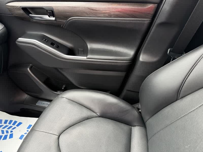 2020 Toyota Highlander Hybrid Limited AWD