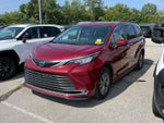 2023 Toyota Sienna XLE FWD 8-Passenger
