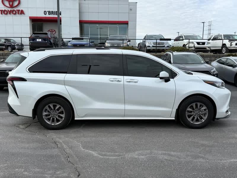 2023 Toyota Sienna XLE AWD 7-Passenger