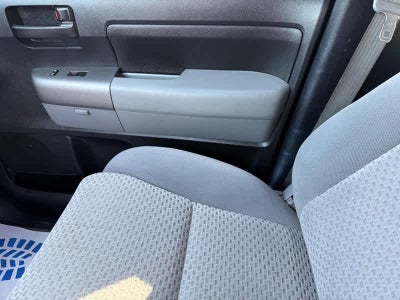 2011 Toyota Tundra CrewMax 5.7L FFV V8 6-Spd AT