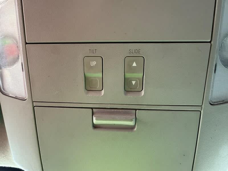 2011 Toyota Tundra CrewMax 5.7L FFV V8 6-Spd AT