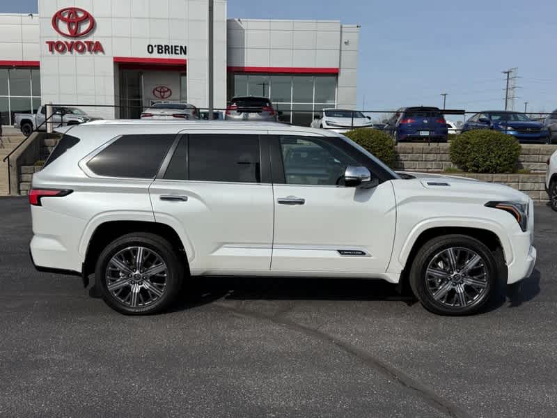 2024 Toyota Sequoia Capstone 4WD