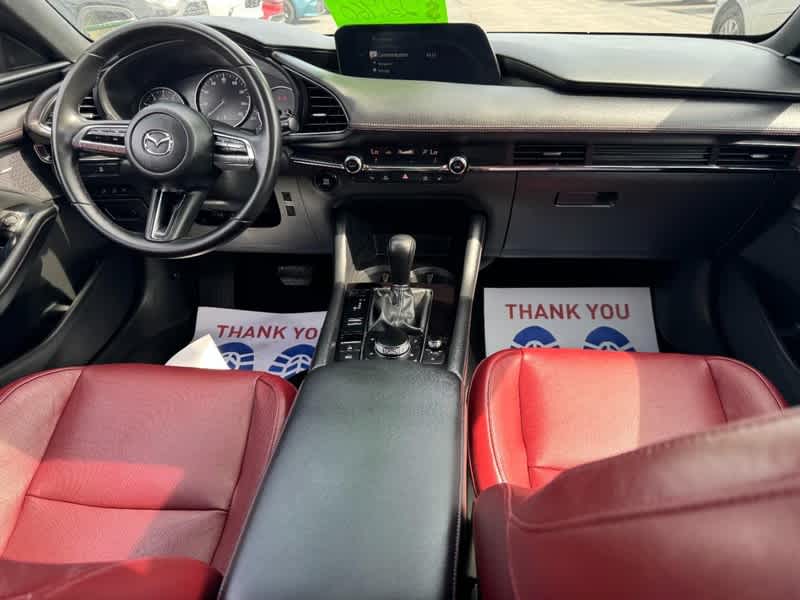 2022 Mazda Mazda3 Hatchback Carbon Edition Auto FWD