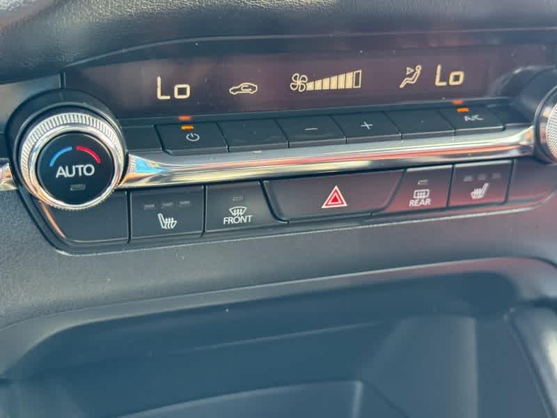 2022 Mazda Mazda3 Hatchback Carbon Edition Auto FWD