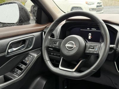 2022 Nissan Rogue AWD Platinum