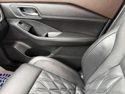 2022 Nissan Rogue AWD Platinum