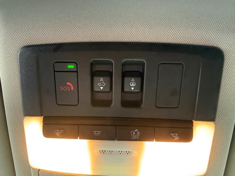 2022 Nissan Rogue AWD Platinum