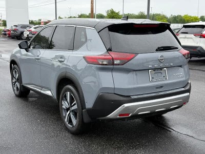 2022 Nissan Rogue AWD Platinum