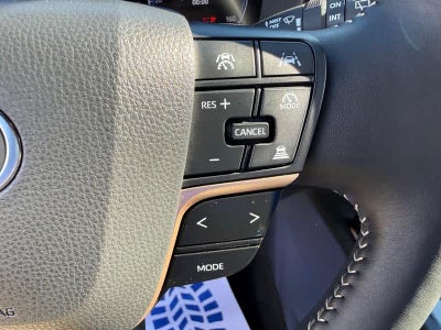 2025 Toyota Crown Signia XLE AWD