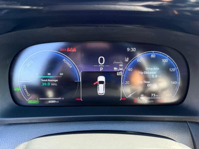2025 Toyota Crown Signia XLE AWD