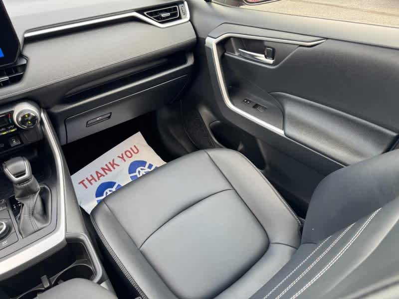 2025 Toyota RAV4 Hybrid XLE Premium AWD