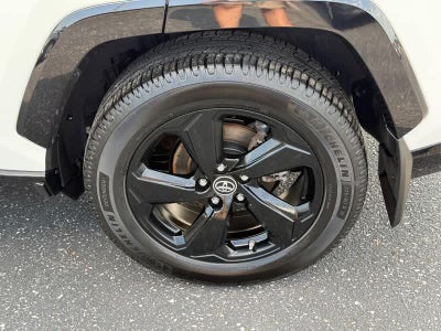2019 Toyota RAV4 Hybrid XSE AWD