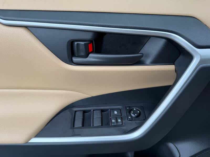 2025 Toyota RAV4 Hybrid LE AWD