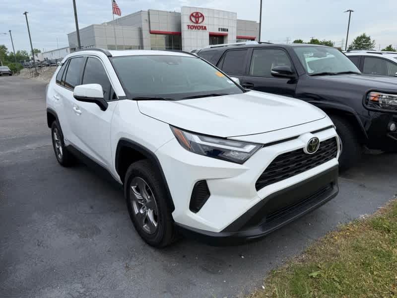 2025 Toyota RAV4 Hybrid XLE AWD