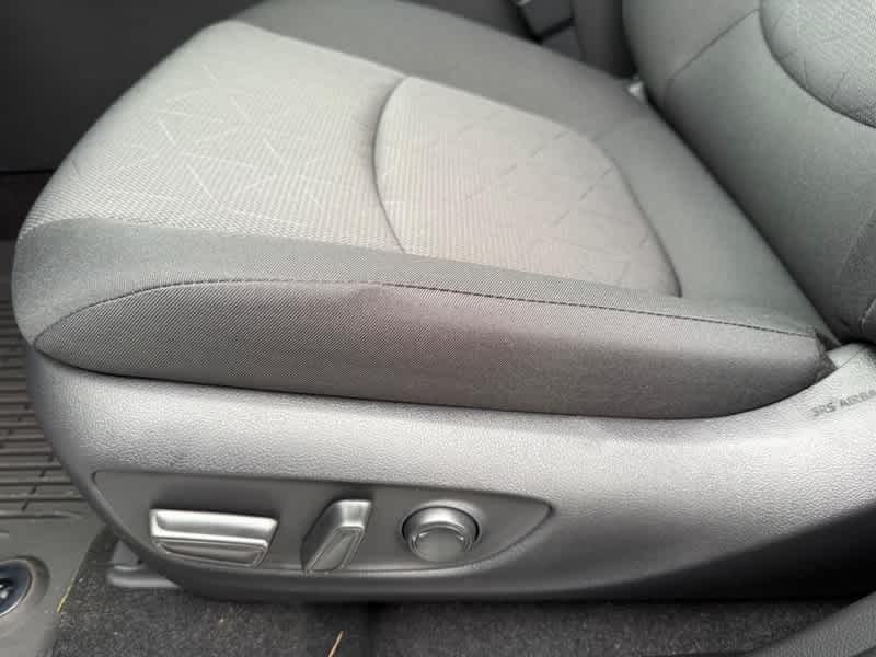 2025 Toyota RAV4 Hybrid XLE AWD