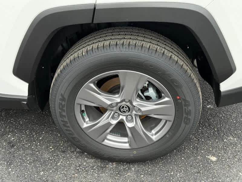 2025 Toyota RAV4 Hybrid XLE AWD