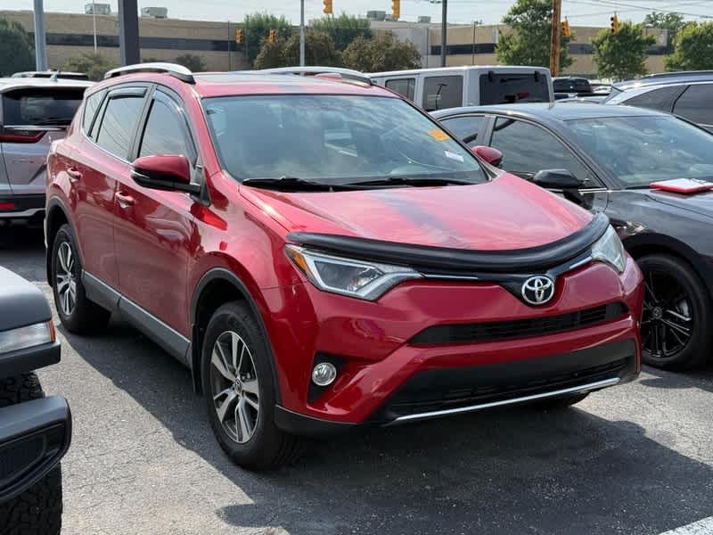 2016 Toyota RAV4 FWD 4dr XLE