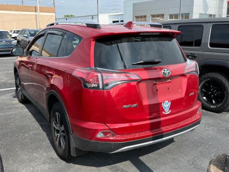 2016 Toyota RAV4 FWD 4dr XLE