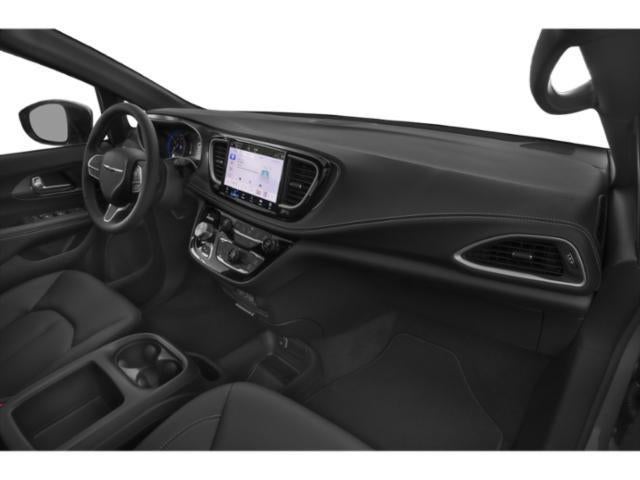 2026 Chrysler Pacifica Base